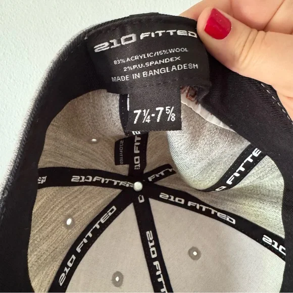 Double Mountain Brewery Hops Logo Fitted Hat Wool Blend NEW Stylish - Picture 7 of 8